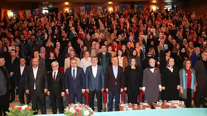Bakan Jülide Sarıeroğlu Elazığ'da