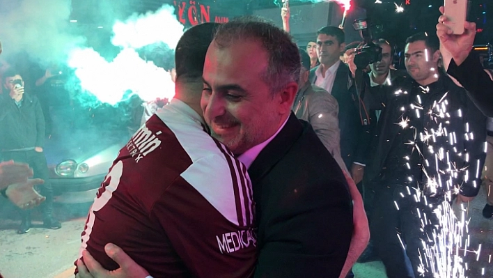 Elazığspor Taraftarından Bulut'a Sevgi Gösterisi