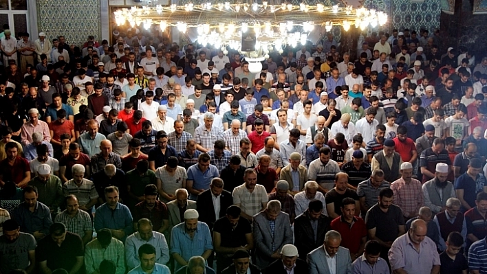 Elazığ'da Bayram Namazı Kaçta?