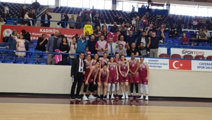 Bordo Beyazlı Perilerimiz Yarı Finalde!