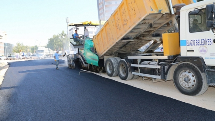 Elazığ'ın Cadde ve Sokakları Yenileniyor