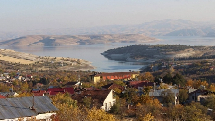 Türkiye'nin En Yaşlı İlçesi Elazığ'da