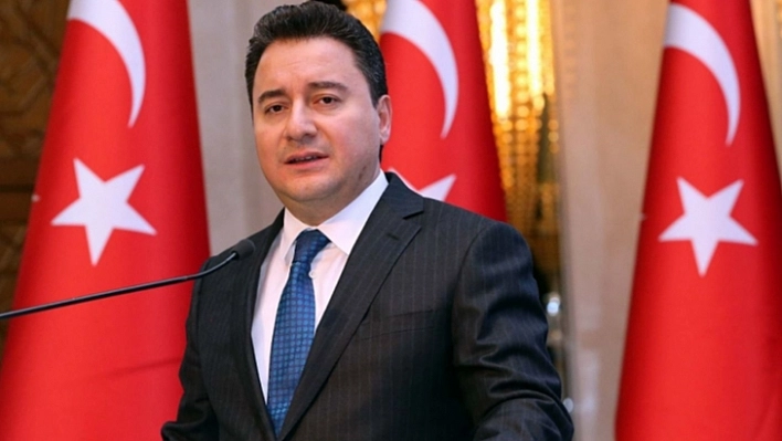 Ali Babacan, AK Parti'den İstifa Etti!
