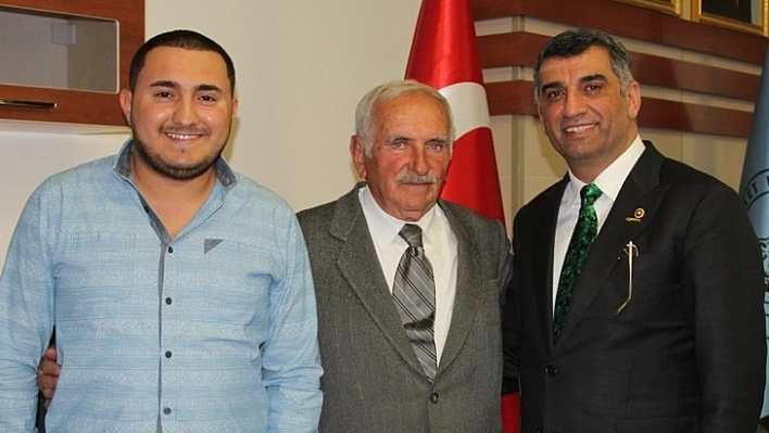 Öztürk'ten, Erol'a Övgü Dolu Sözler