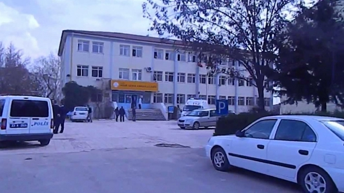 Okul Müdürü, Bayan Öğretmeni Darp Etti!