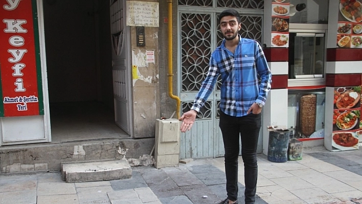 Yolda bulduğu 75 bin TL'yi bakın ne yaptı?