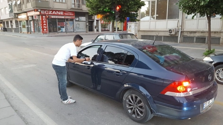 Gençlerden 'İftara 5 Kala' Etkinliği