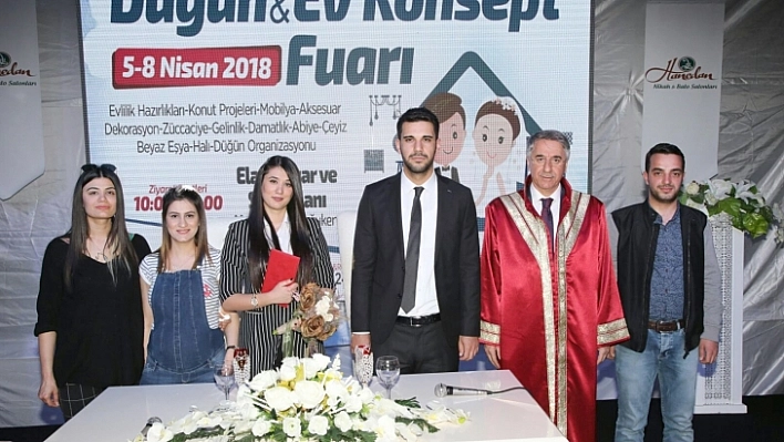 Nikahlarını Fuarda Kıydılar