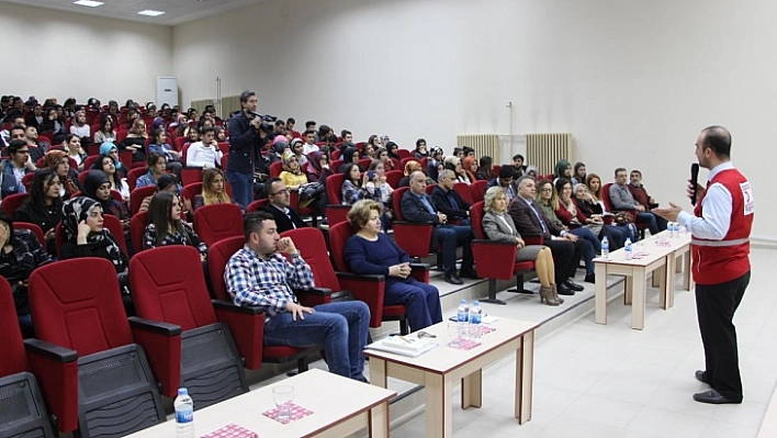 'İlk Yardım Eğitimi' Programı Düzenlendi