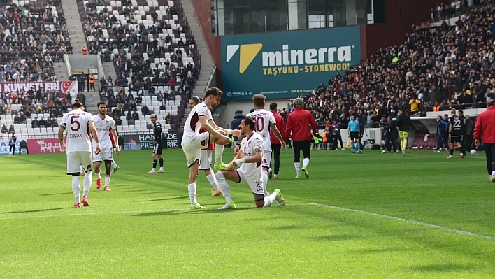 Elazığspor'da Oyunculara Veda!