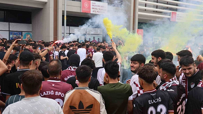Taraftardan Elazığspor'a Destek!