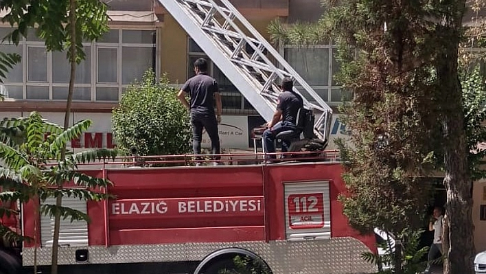 Yaşlı Vatandaşı İtfaiye Kurtardı