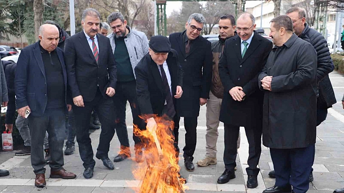 Elazığ'da Nevruz Coşkuyla Kutlandı