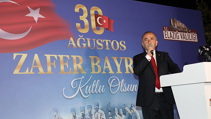 'Gururla ve Coşkuyla Kutluyoruz'