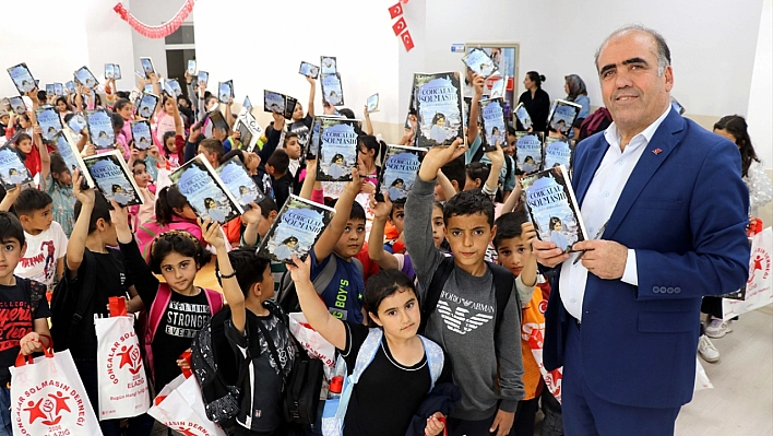 Hacı Öğretmenin Kitap Sevgisi