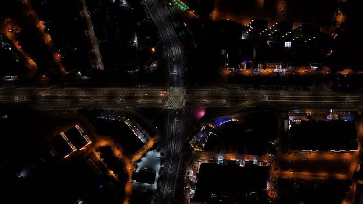 Hazardağlı Kavşağı Trafiğe Açıldı