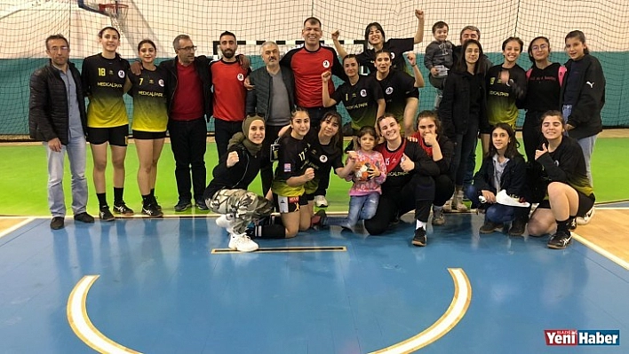 Hentbolcu Kızlarda Koronaya Yakalandı!