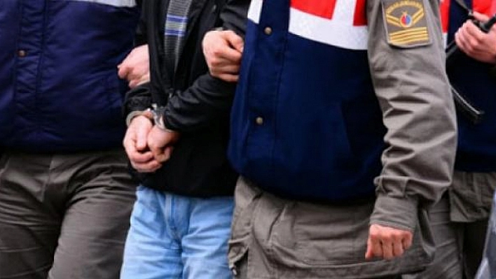 Hırsızlar Suçüstü Yakalandı