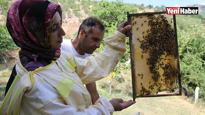 iki Çocuk Annesi 'Ben Yaparım Dedi' Devletten Aldığı Destek İle Arıcı Oldu