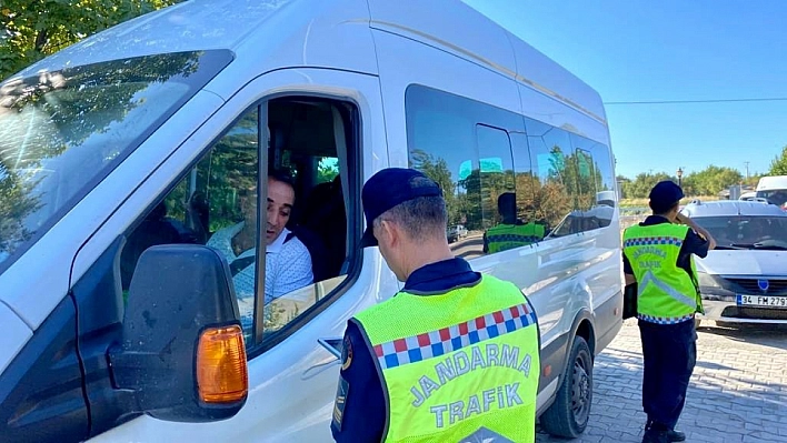 Jandarma'dan Okul Servislerine Denetim!