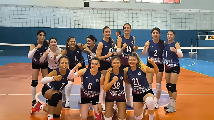 Kadın Voleybolcular Fırtına Gibi!