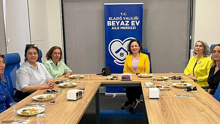 Kadınlardan Beyaz Eve Ziyaret