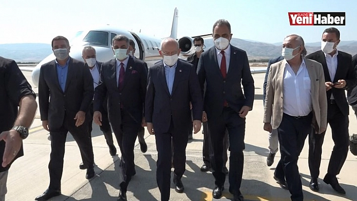 Kılıçdaroğlu Teyzesinin Cenaze Töreni İçin Elazığ' Geldi