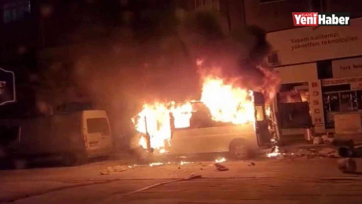 Kontağın Çevrilmesiyle Araç Alev Topuna Döndü