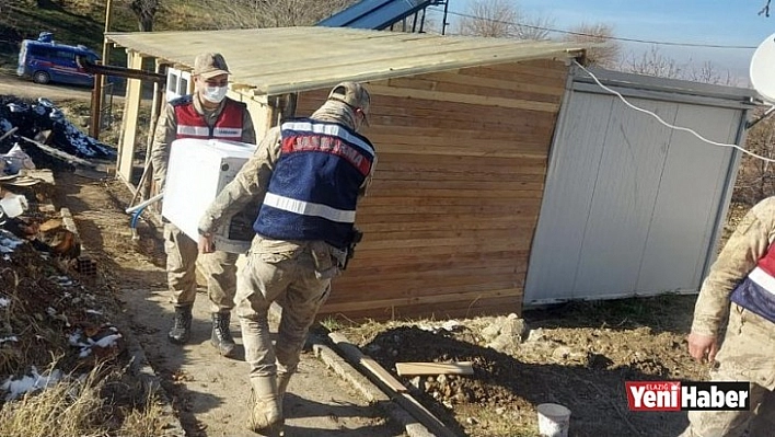 Mehmetçik Depremzedeler İçin Seferber Oldu!