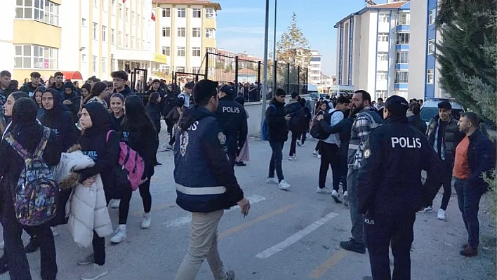Okullarda Denetim Sürüyor
