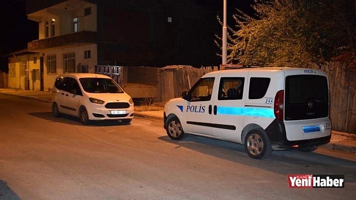 Önce Bıçakladı Sonra WhatsApp'ta Paylaştı!