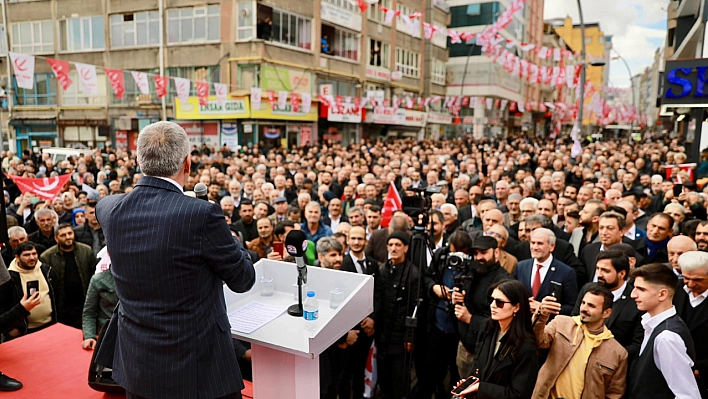 SKM Açılışı Mitinge Dönüştü