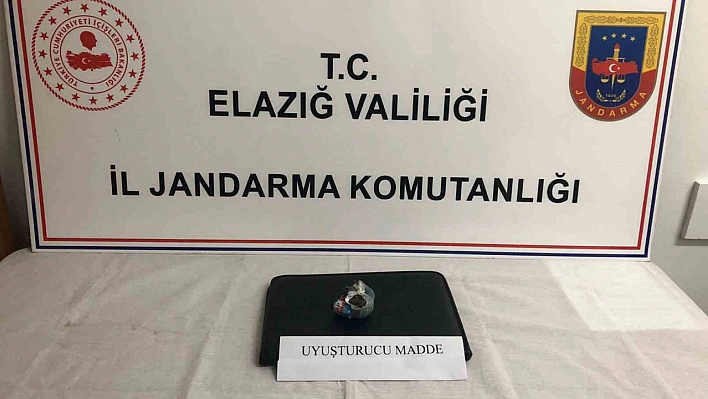Uyuşturucuyu Sakladığı Yere Bakın!