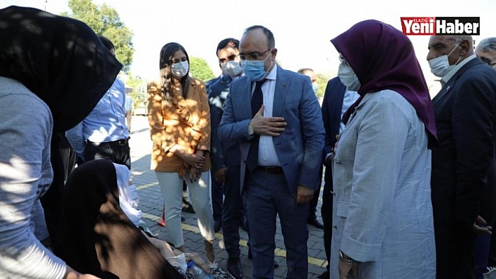 Vali Erkaya Yırık Evi Yanan Nineyi Ziyaret Etti