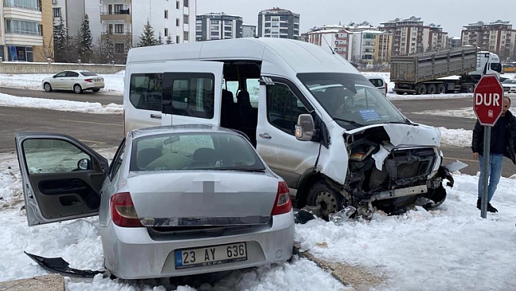 Elazığ'da Trafik Kazası!
