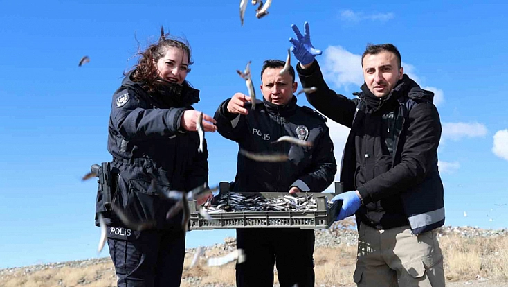 Sivrice Polisinden Şefkat Eli