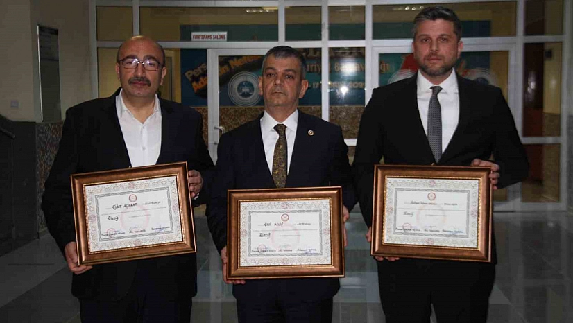 AK Partili Vekiller Mazbatalarını Aldı