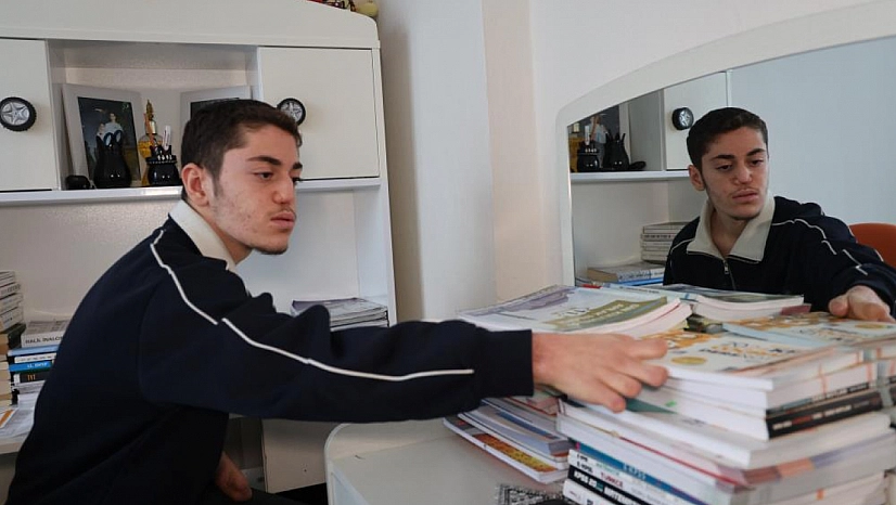 Azmiyle Herkese Örnek Oluyor