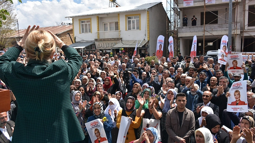 Baskilliler Açık'ı Bağrına Bastı