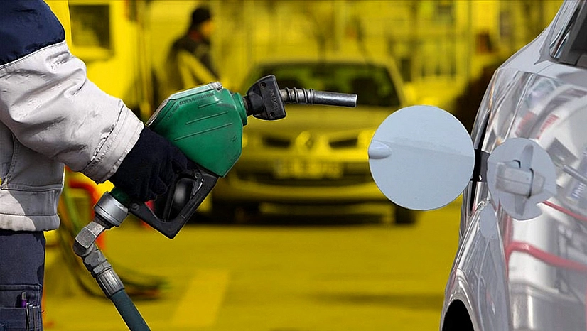 Benzine Bir İndirim Daha!