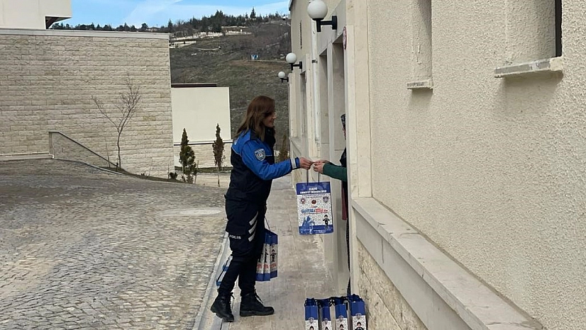 Elazığ Polisi Kadınları Unutmadı