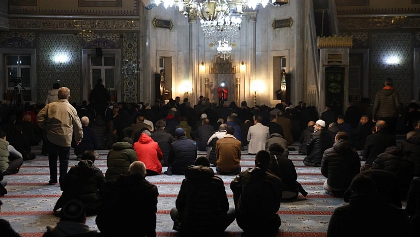 Elazığlılar Camilere Akın Etti