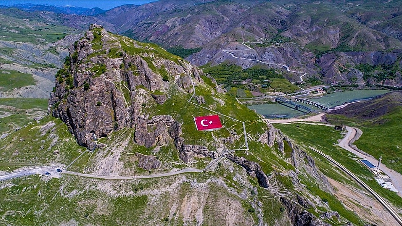 Hatipoğlu'nun Girişimleri Tarihe Işık Tuttu