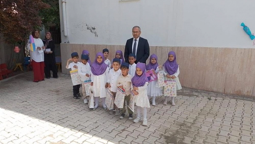 Kur'an Kursunda Mezuniyet Heyecanı