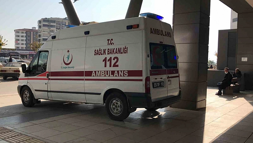 Muhtar'a Bıçaklı Saldırı!