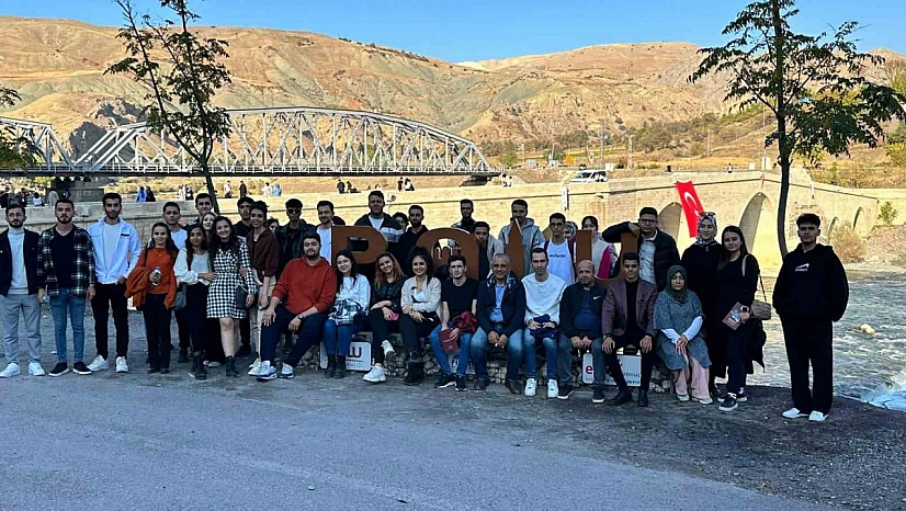 Öğrencilerden Palu Gezisi