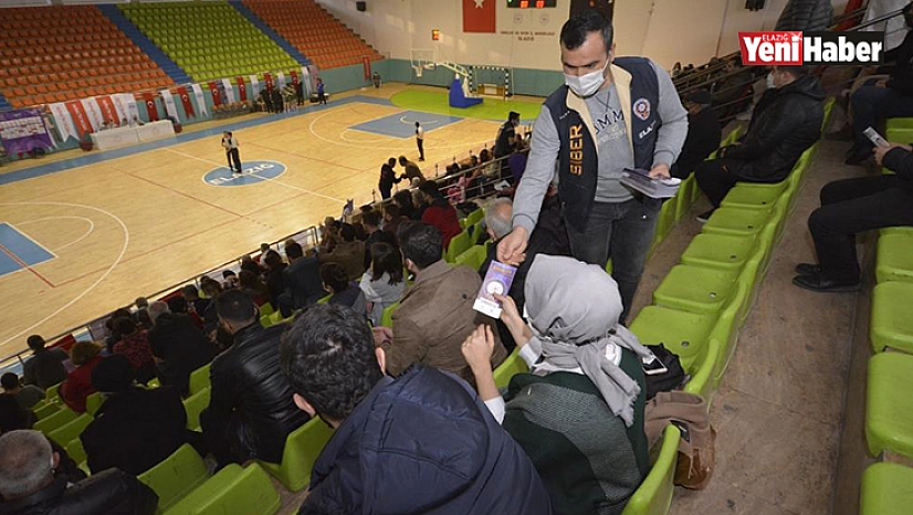 Vatandaşlar Siber Suçlara Karşı Bilinçlendirildi