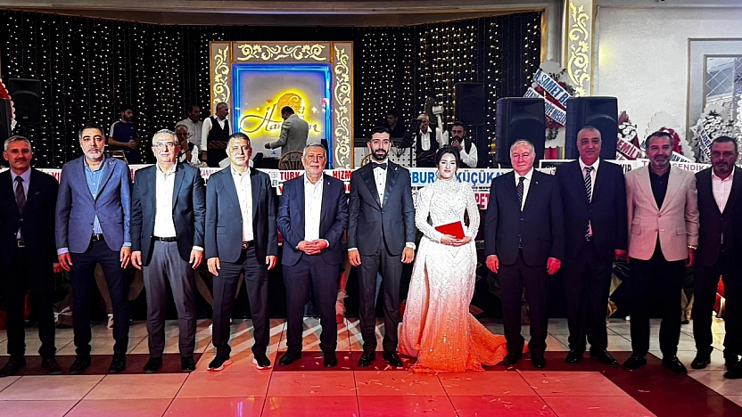 Erdem Ailesinin Mutlu Günü