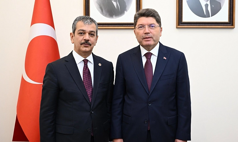 Bakan Tunç'tan Keleş'e Teşekkür!