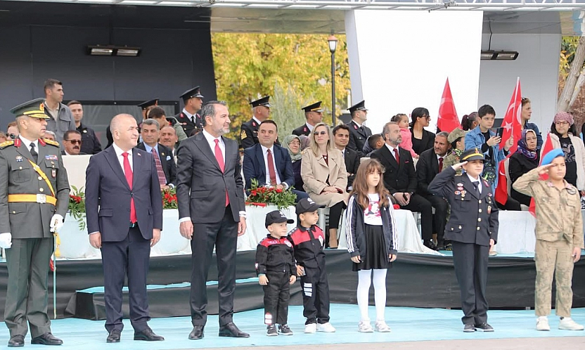 Elazığ'da Cumhuriyet Bayram Coşkusu